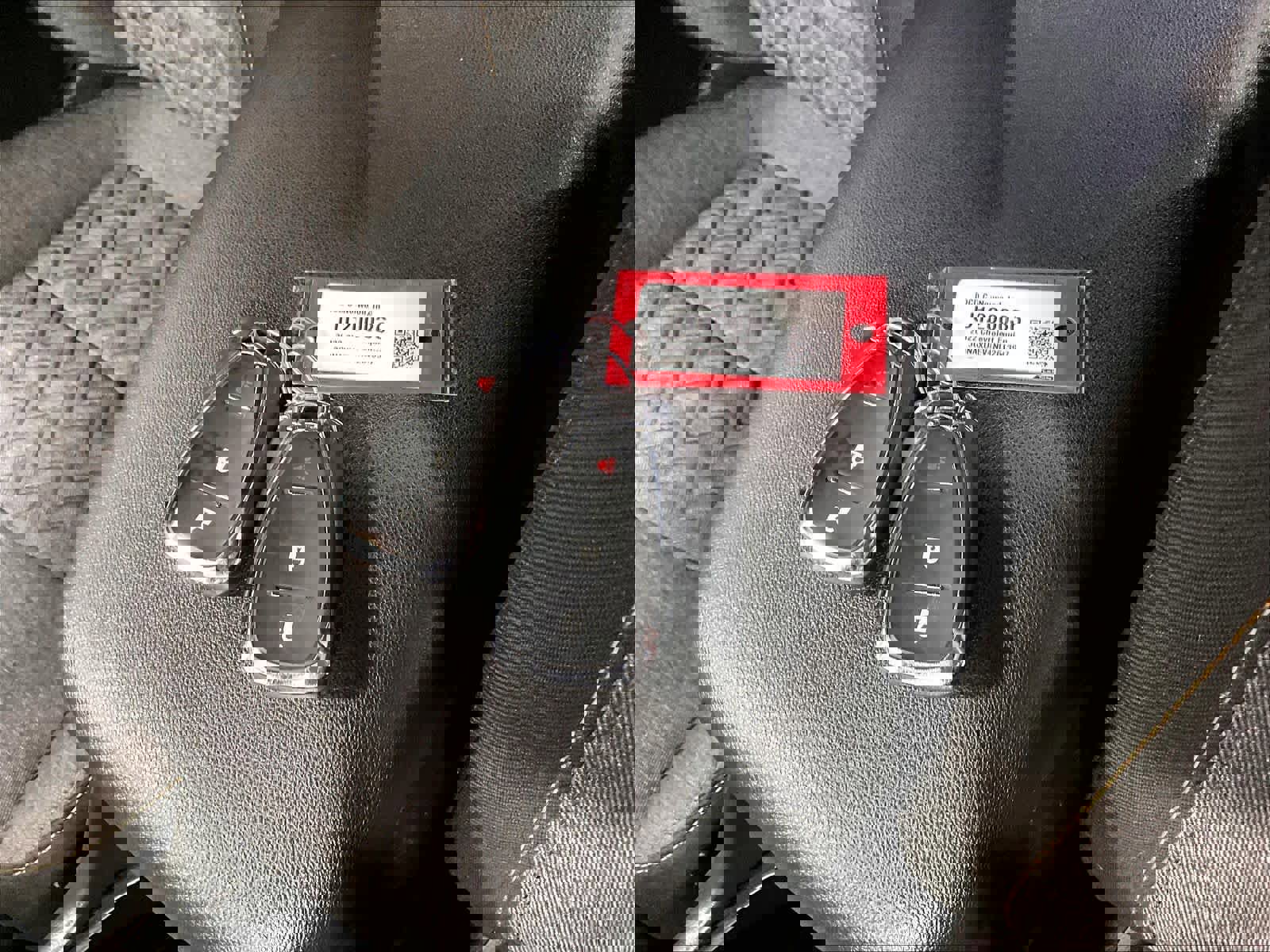 Used 2022 Chevrolet Equinox LT w/ LPO, Floor Liner Package image 30