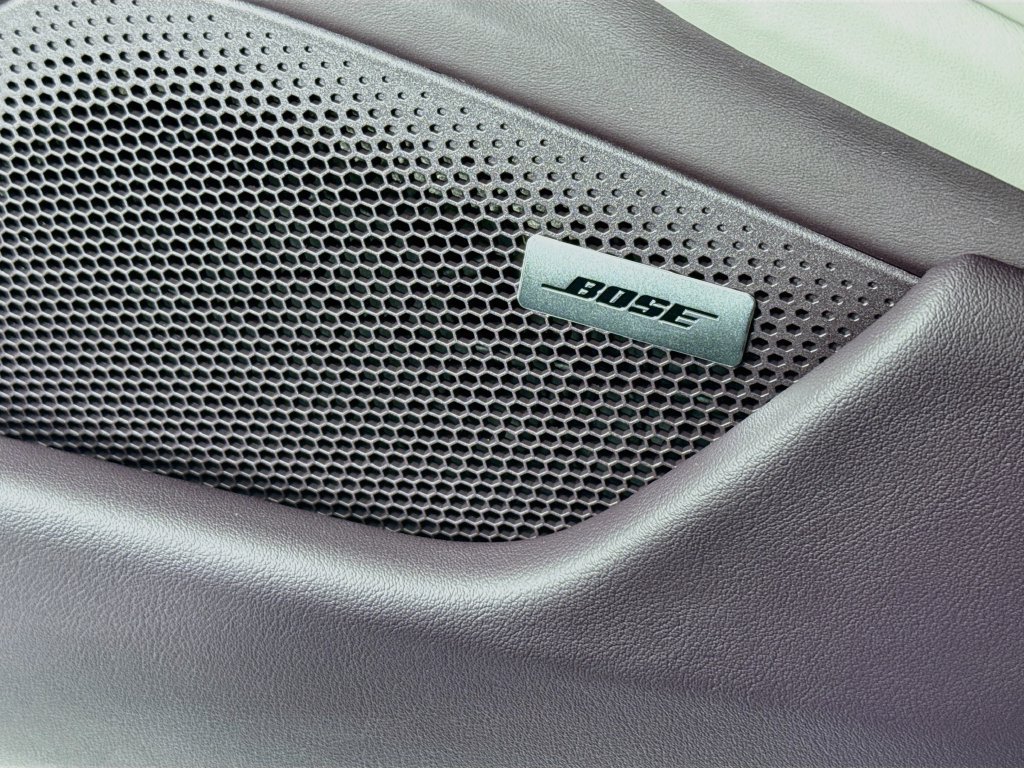 New 2026 Porsche Taycan AWD/4WD image 12