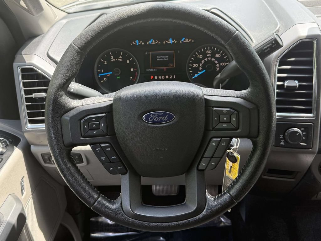 Used 2015 Ford F150 XLT w/ Equipment Group 302A Luxury AWD/4WD image 16