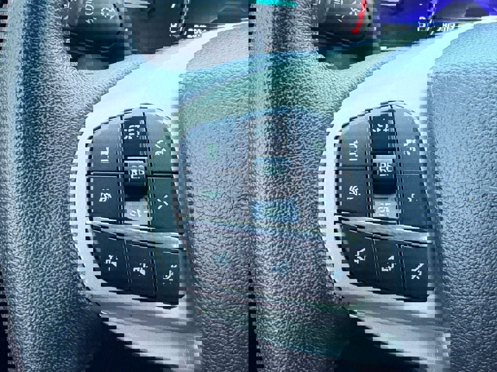 Used 2023 Ford Explorer XLT w/ Equipment Group 202A image 24