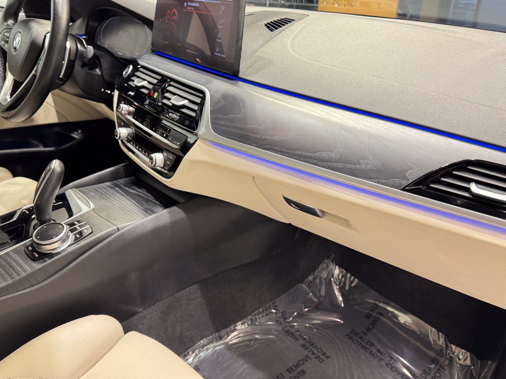 Used 2023 BMW 540i xDrive w/ Convenience Package AWD/4WD image 28