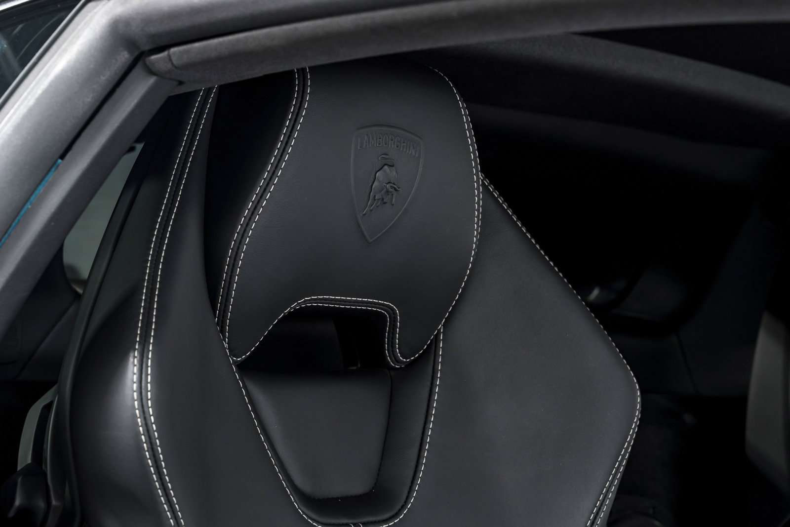 Used 2016 Lamborghini Huracan LP 610-4 AWD/4WD image 35
