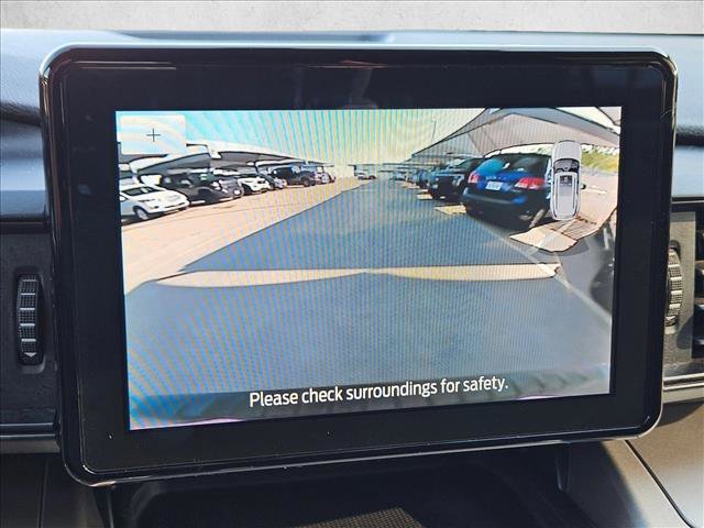 Used 2022 Ford Explorer XLT image 14