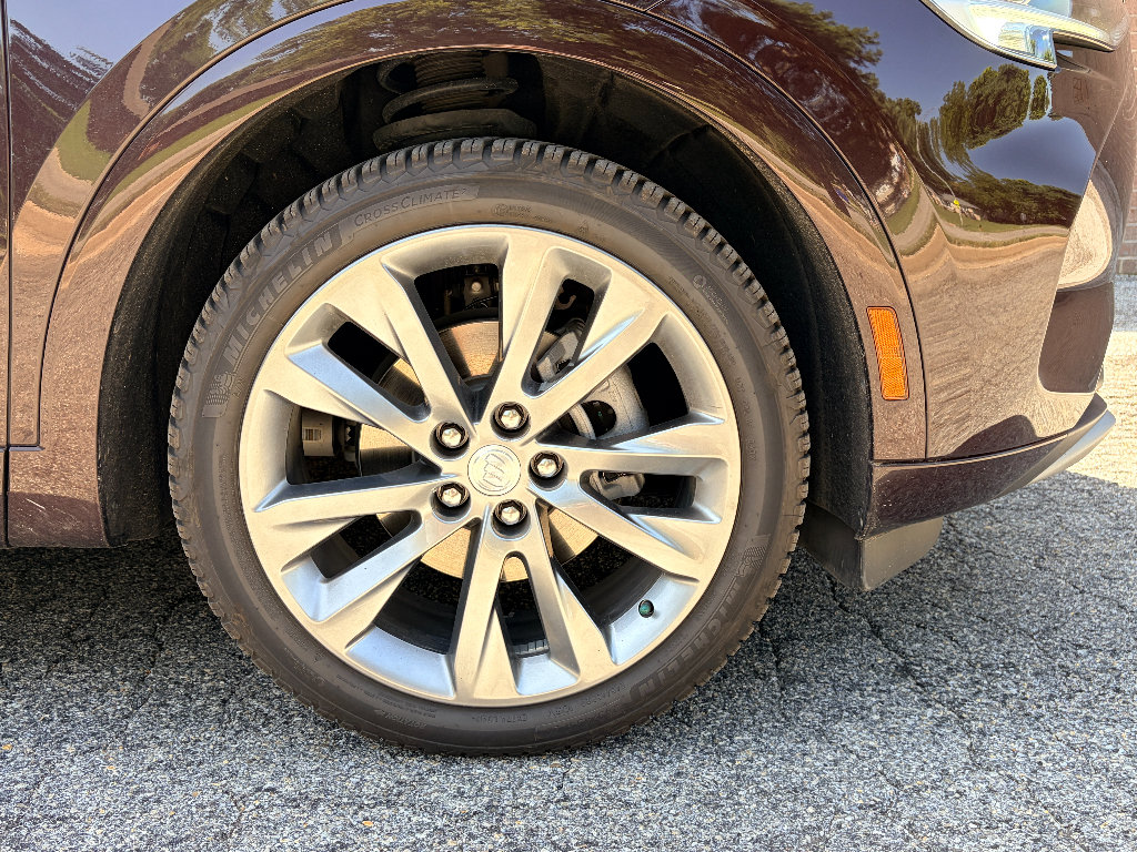 Used 2021 Buick Envision Avenir AWD/4WD image 24