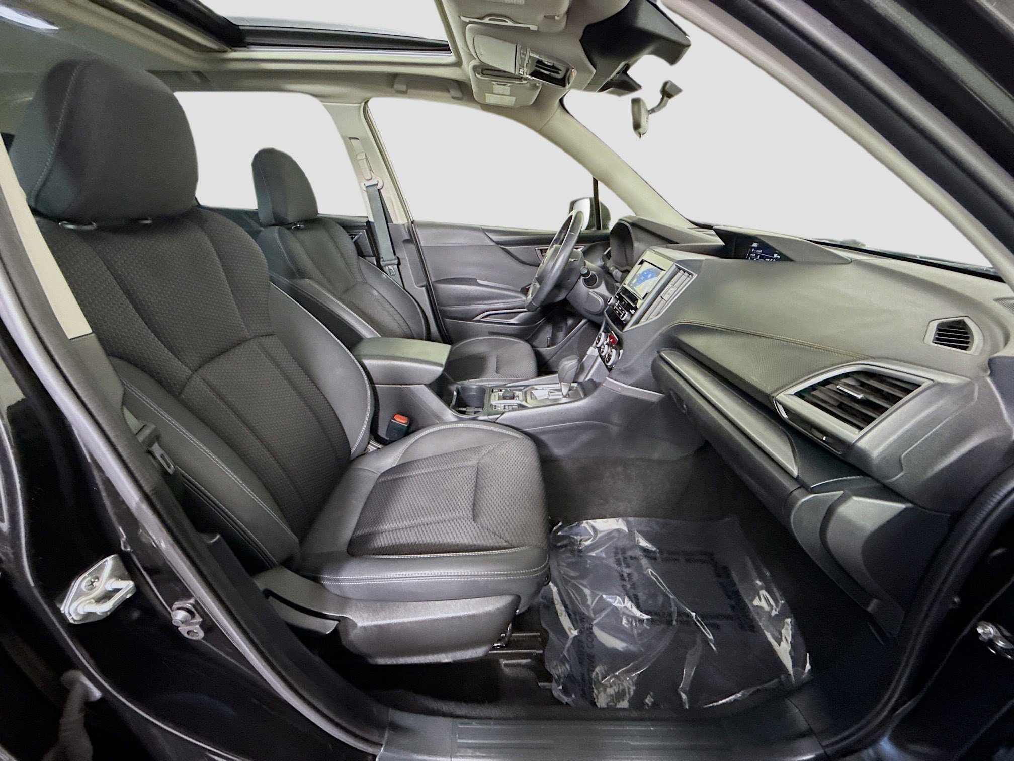 Used 2023 Subaru Forester Premium image 29