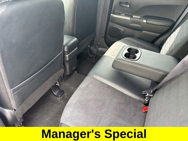 Used 2024 Mitsubishi Outlander Sport SE image 29