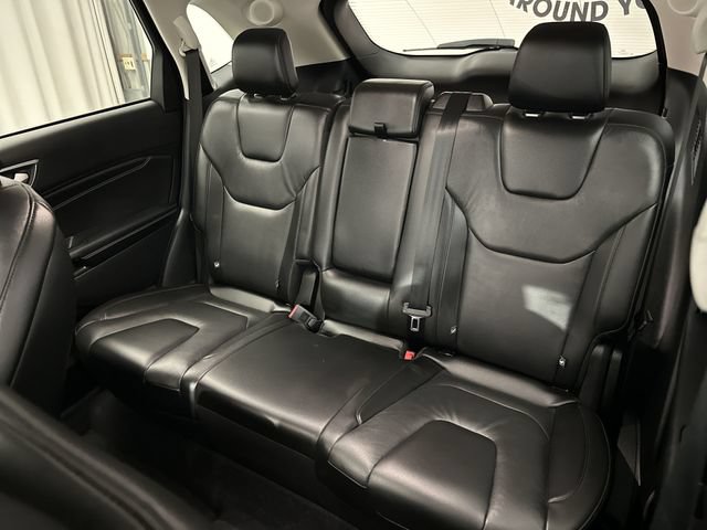 Used 2021 Ford Edge Titanium w/ Class II Trailer Tow Package AWD/4WD image 26