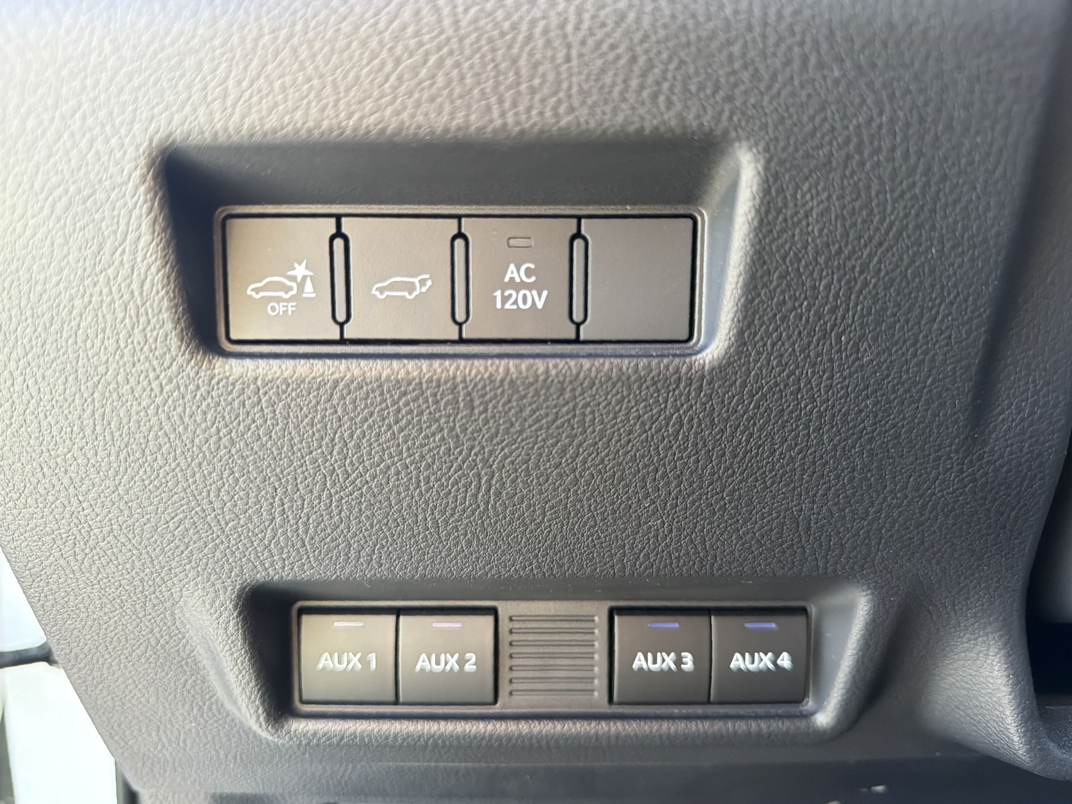 Used 2025 Lexus GX 550 AWD/4WD image 30