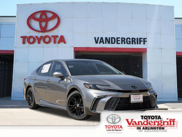 New 2026 Toyota Camry SE w/ Multimedia Upgrade Package