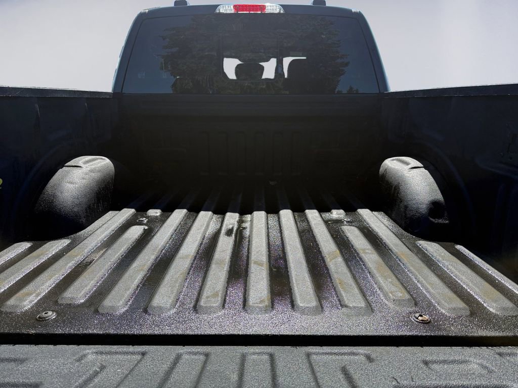 Used 2021 Ford F150 Lariat w/ FX4 Off-Road Package image 19