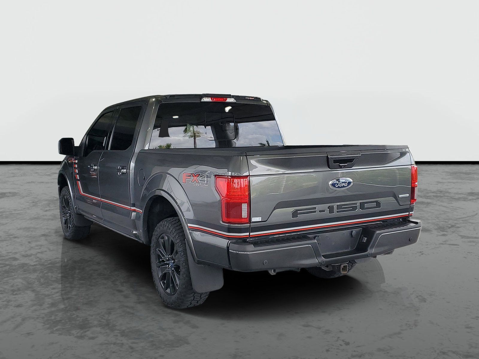 Used 2019 Ford F150 Lariat w/ Equipment Group 502A Luxury AWD/4WD image 3