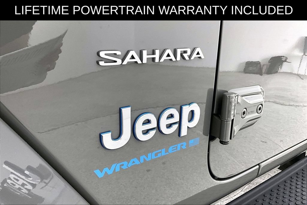 Used 2023 Jeep Wrangler Unlimited Sahara AWD/4WD image 42