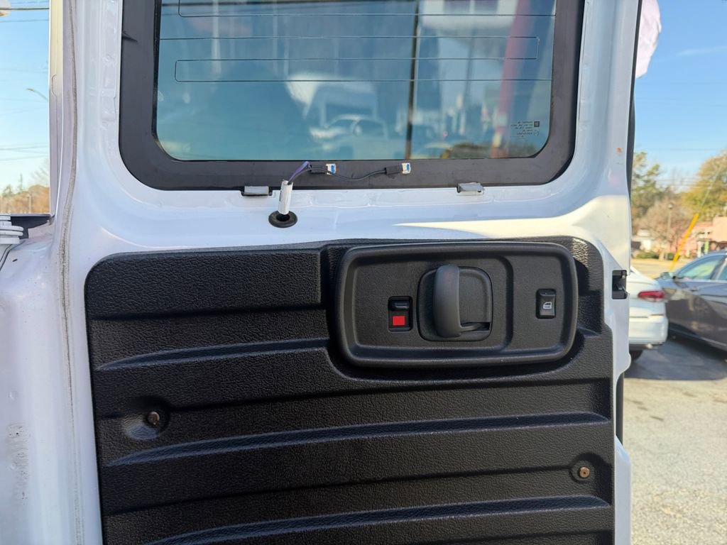 Used 2020 GMC Savana 2500 w/ Chrome Appearance Package image 25