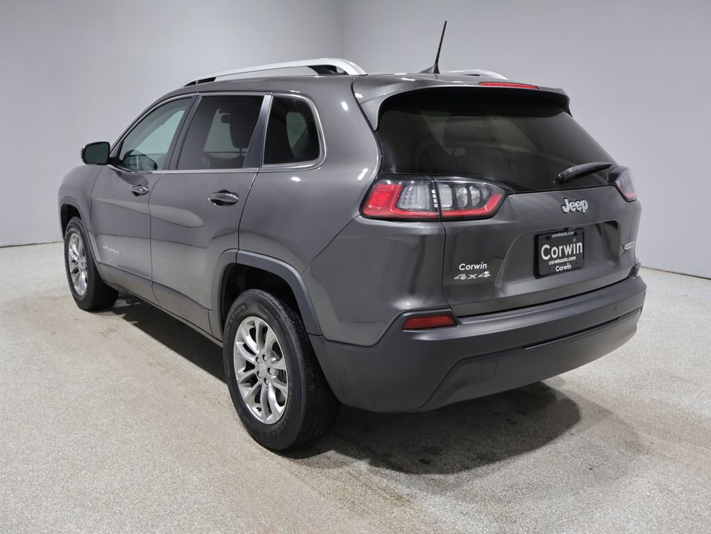 Used 2019 Jeep Cherokee Latitude Plus AWD/4WD image 5