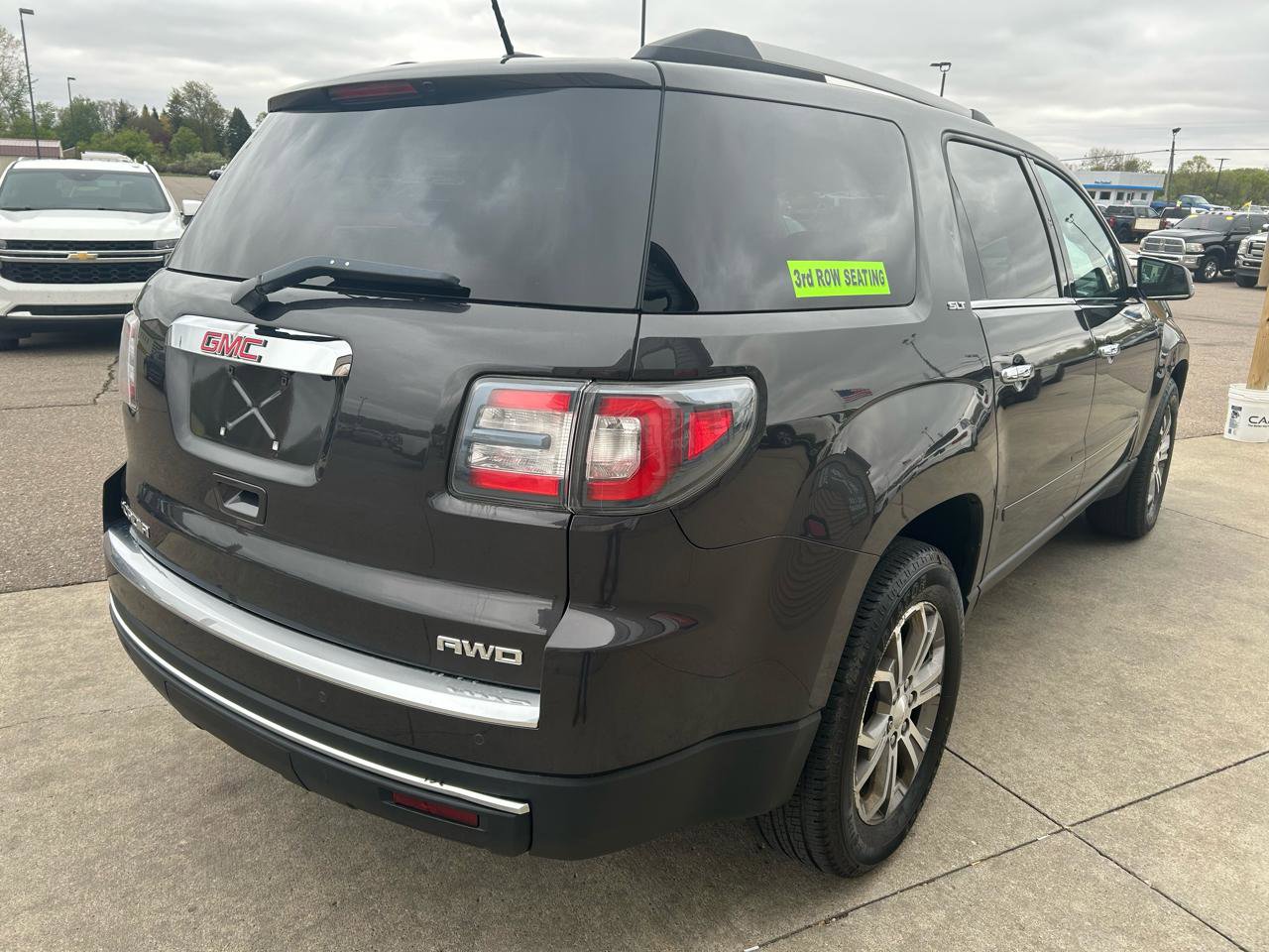 Used 2016 GMC Acadia SLT w/ Open Road Package AWD/4WD image 5