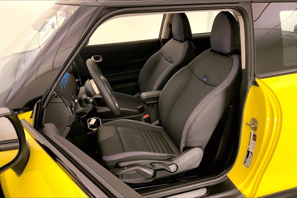 Certified 2025 MINI Cooper S image 13