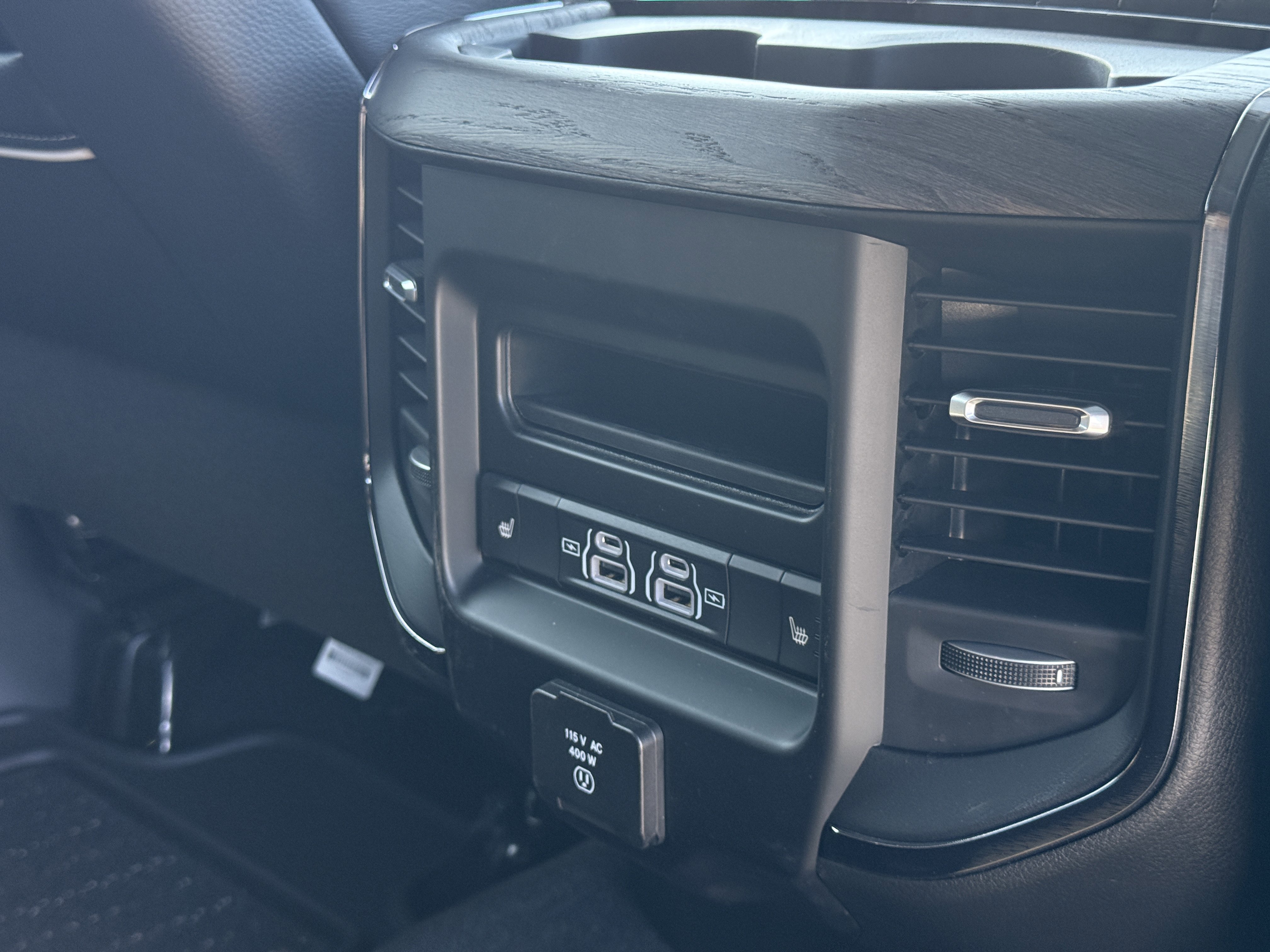 New 2026 RAM 2500 Limited image 18