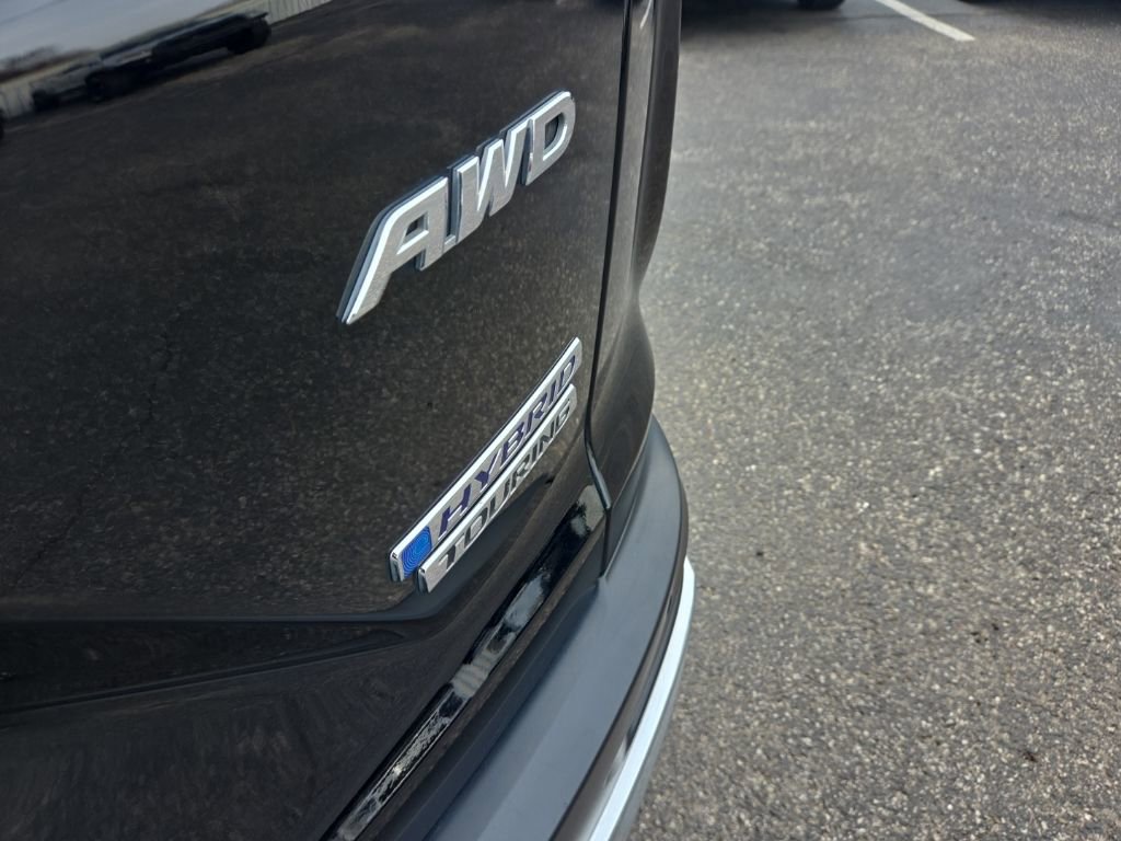 Used 2020 Honda CR-V Touring image 12