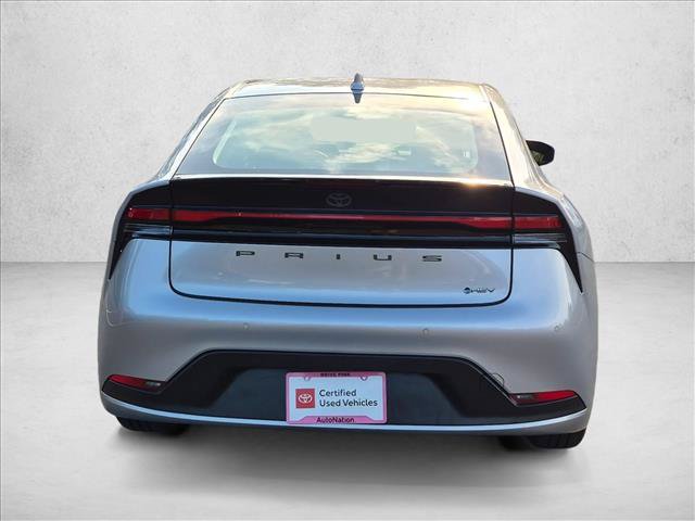 Certified 2025 Toyota Prius LE FWD image 6