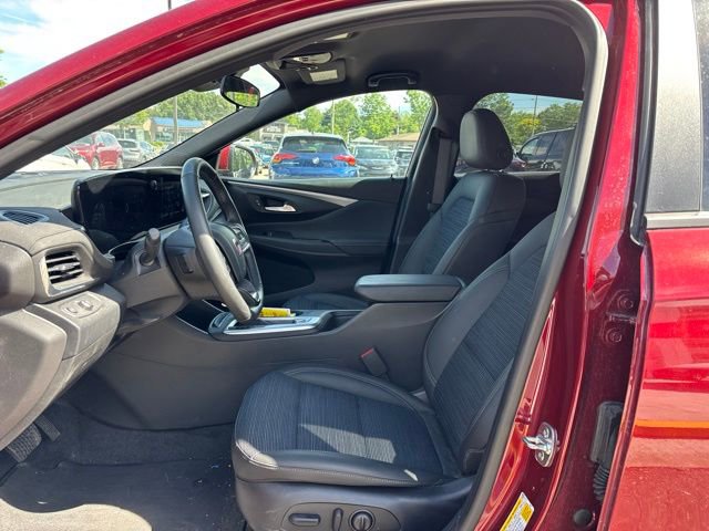 Certified 2024 Buick Envista Preferred w/ Convenience I Package FWD image 14