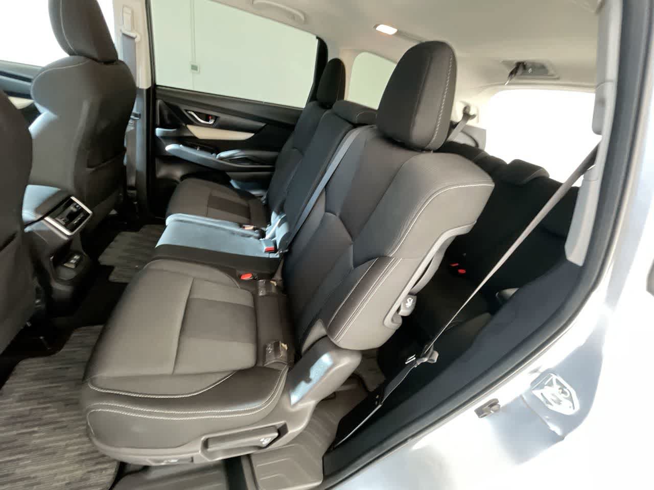 Used 2022 Subaru Ascent Premium w/ Convenience Package AWD/4WD image 22