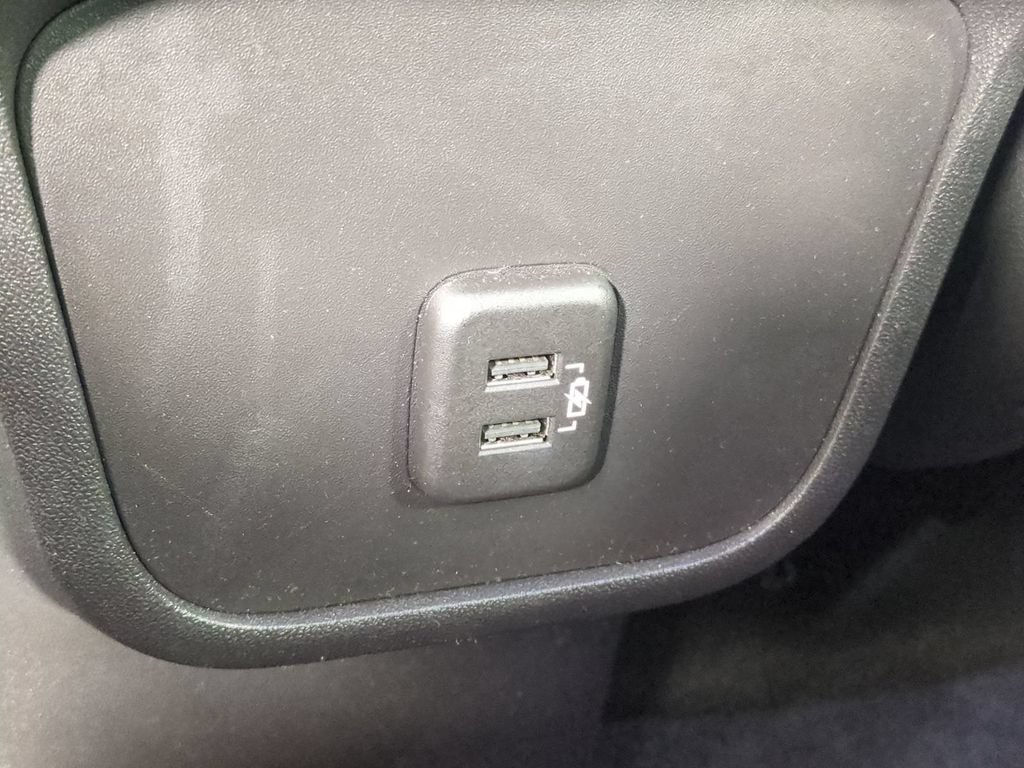 Used 2024 Chevrolet Equinox LT AWD/4WD image 17