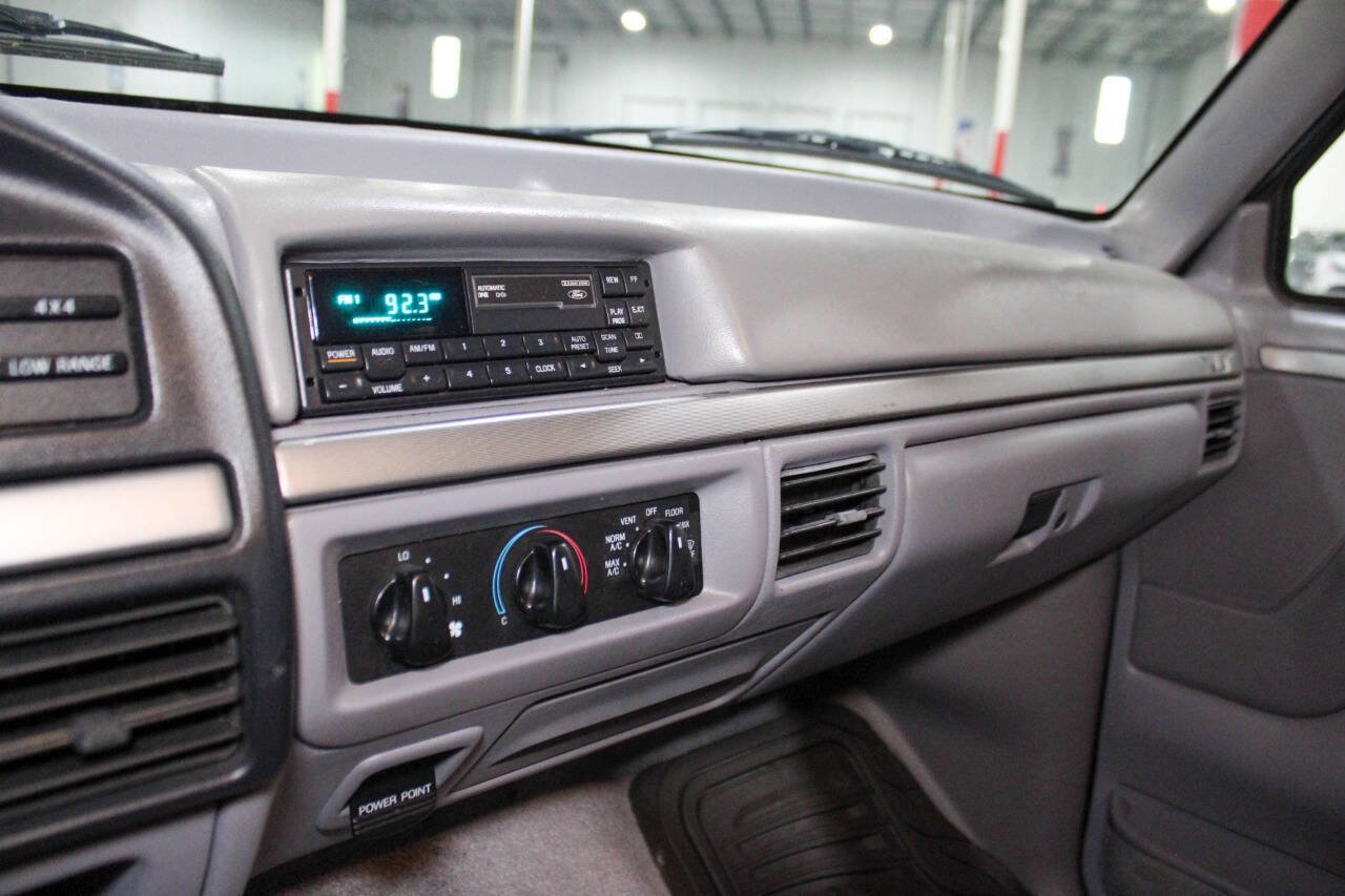 Used 1994 Ford Bronco XLT image 13