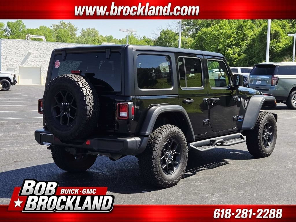 Used 2024 Jeep Wrangler Unlimited AWD/4WD image 3