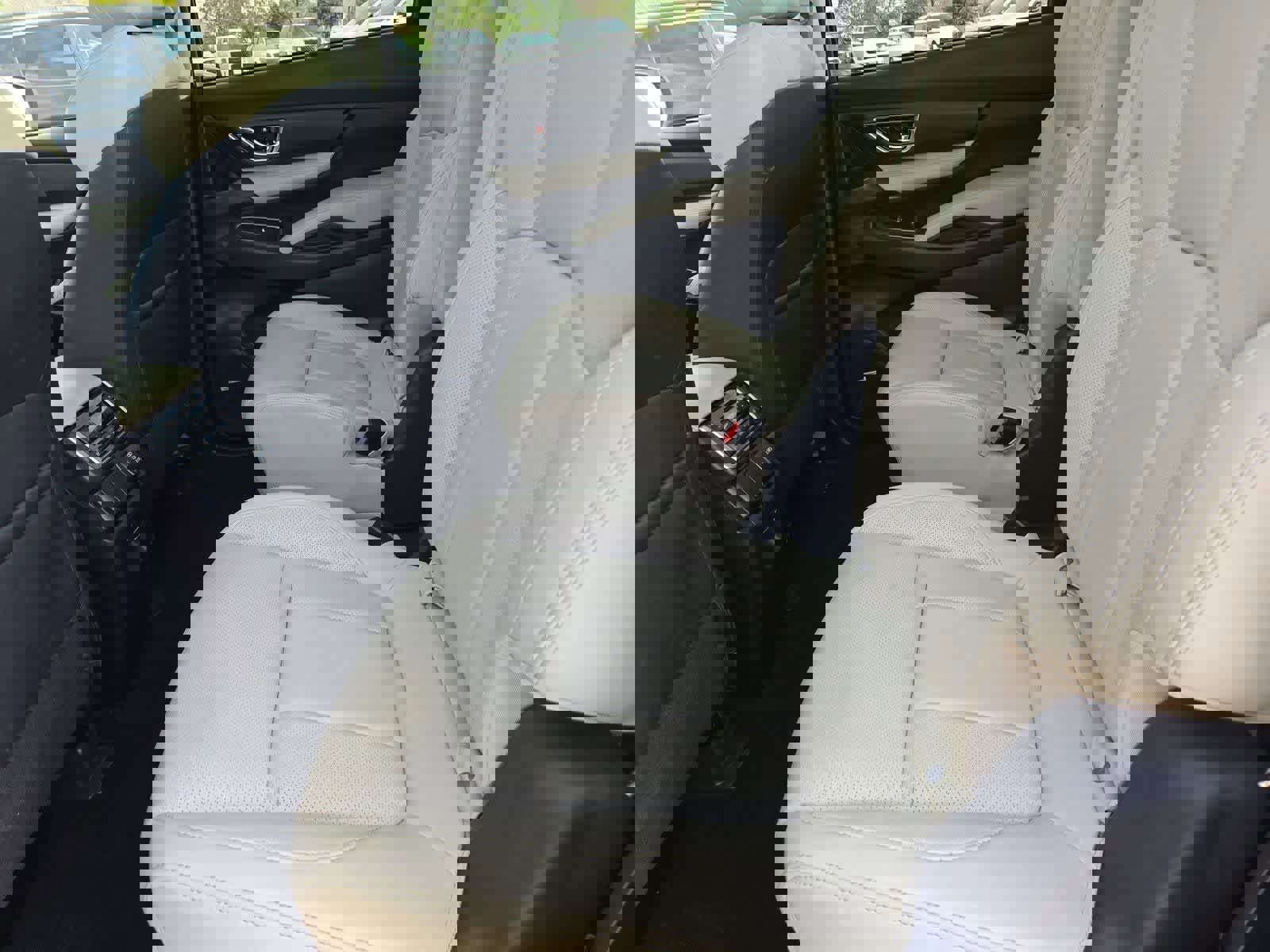 Used 2019 Subaru Ascent Limited image 19