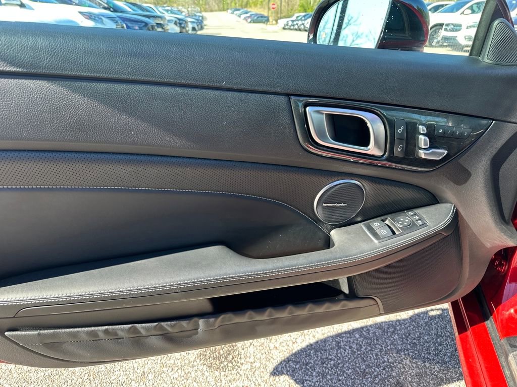 Used 2017 Mercedes-Benz SLC 43 AMG image 36