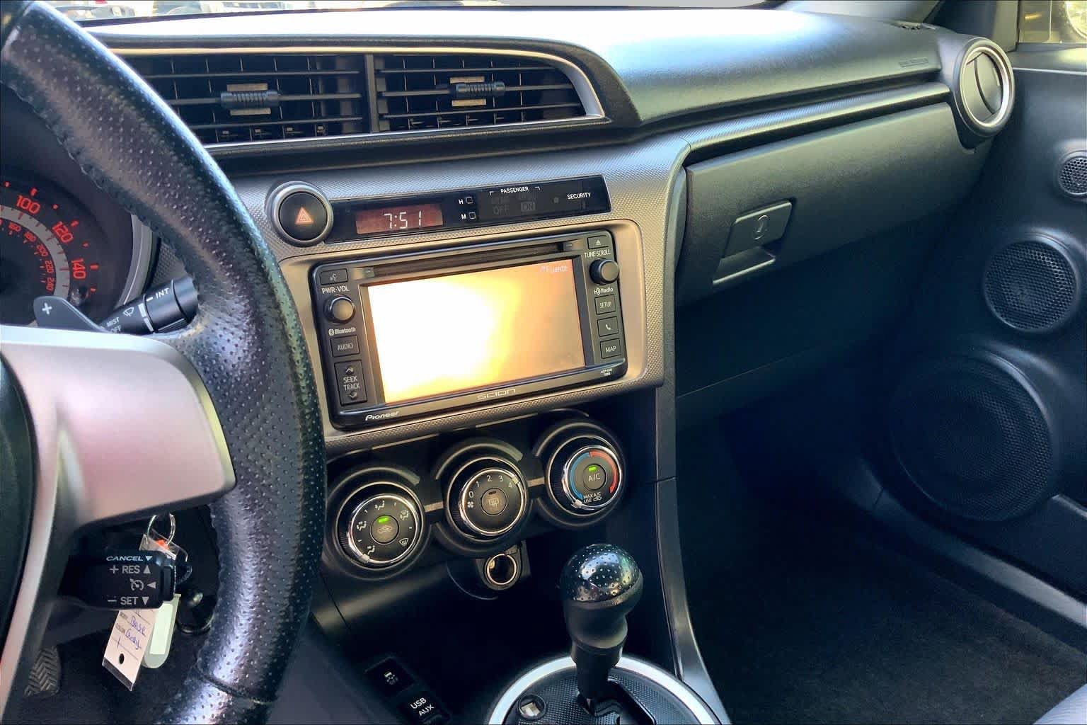 Used 2015 Scion tC FWD image 6