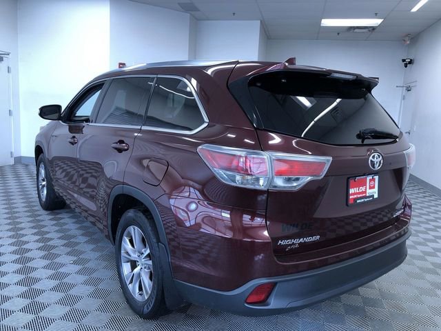 Used 2015 Toyota Highlander XLE AWD/4WD image 13