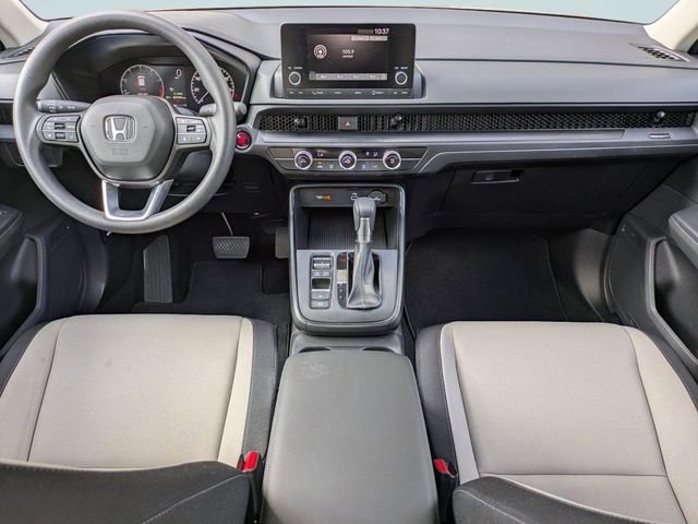Used 2025 Honda CR-V LX image 15