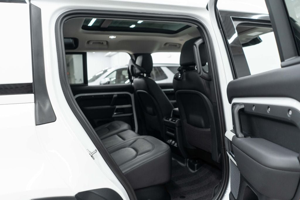 Used 2024 Land Rover Defender 110 S AWD/4WD image 12