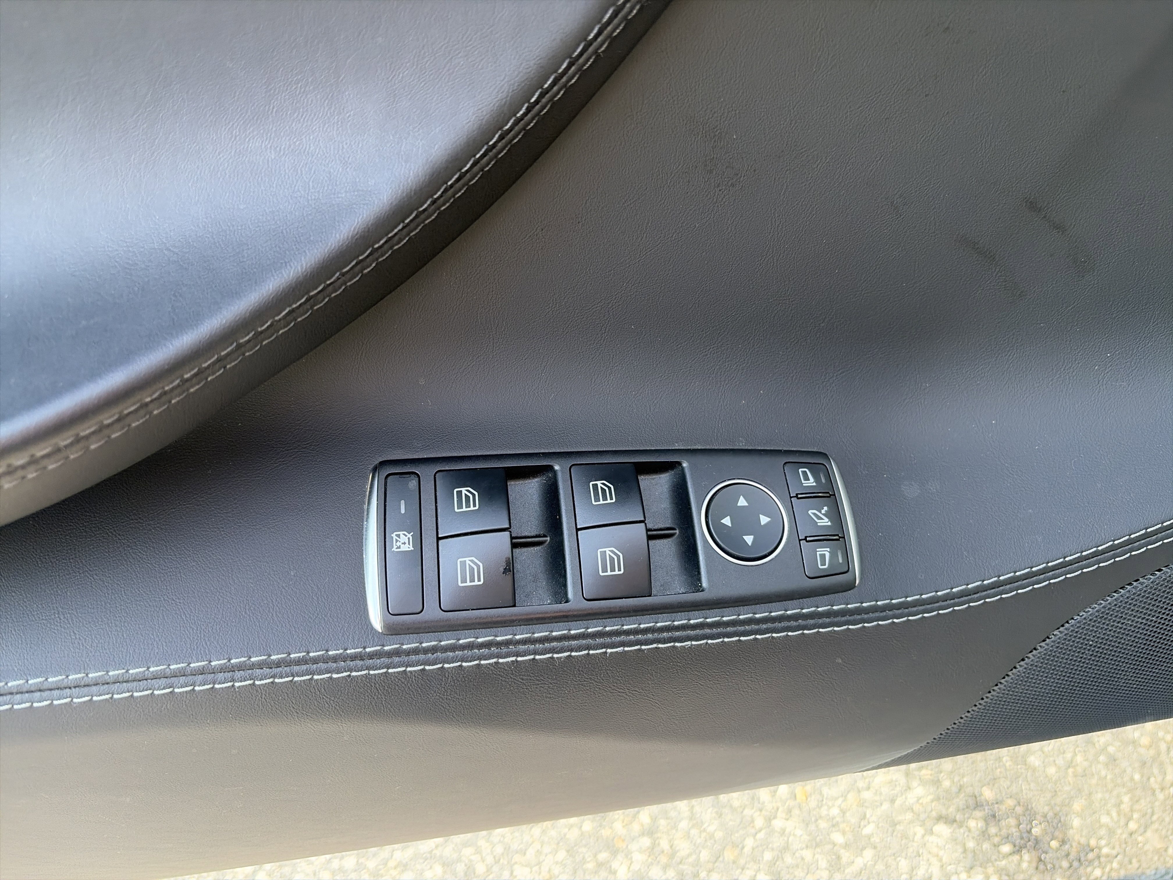 Used 2018 Tesla Model S 75D image 18