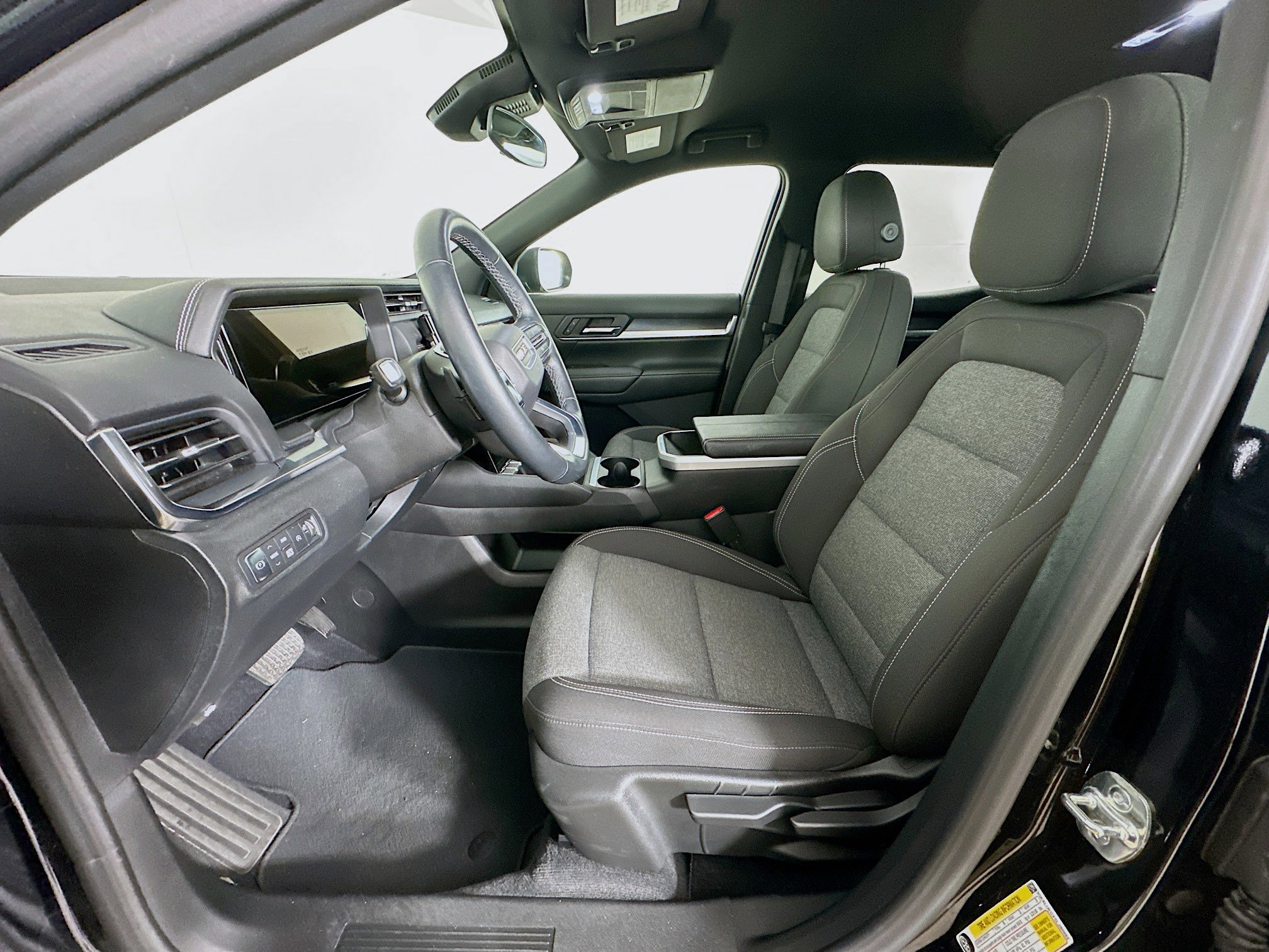 Used 2025 GMC Terrain Elevation image 13