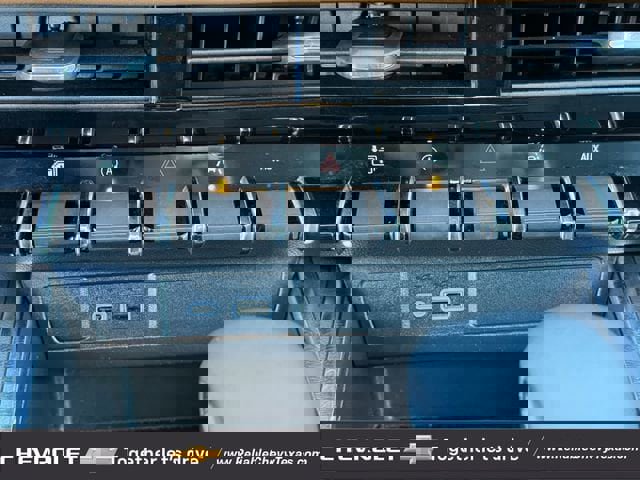 Certified 2025 GMC Canyon AT4 w/ LPO, Off Road Lift Package image 23