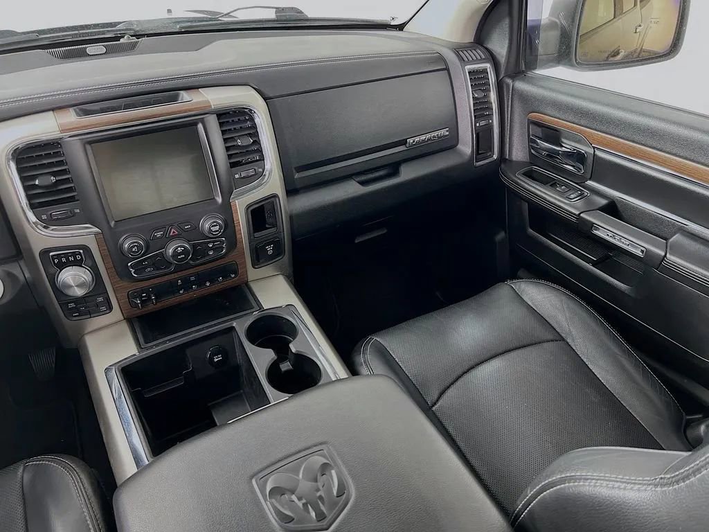 Used 2013 RAM 1500 Laramie w/ Convenience Group image 24