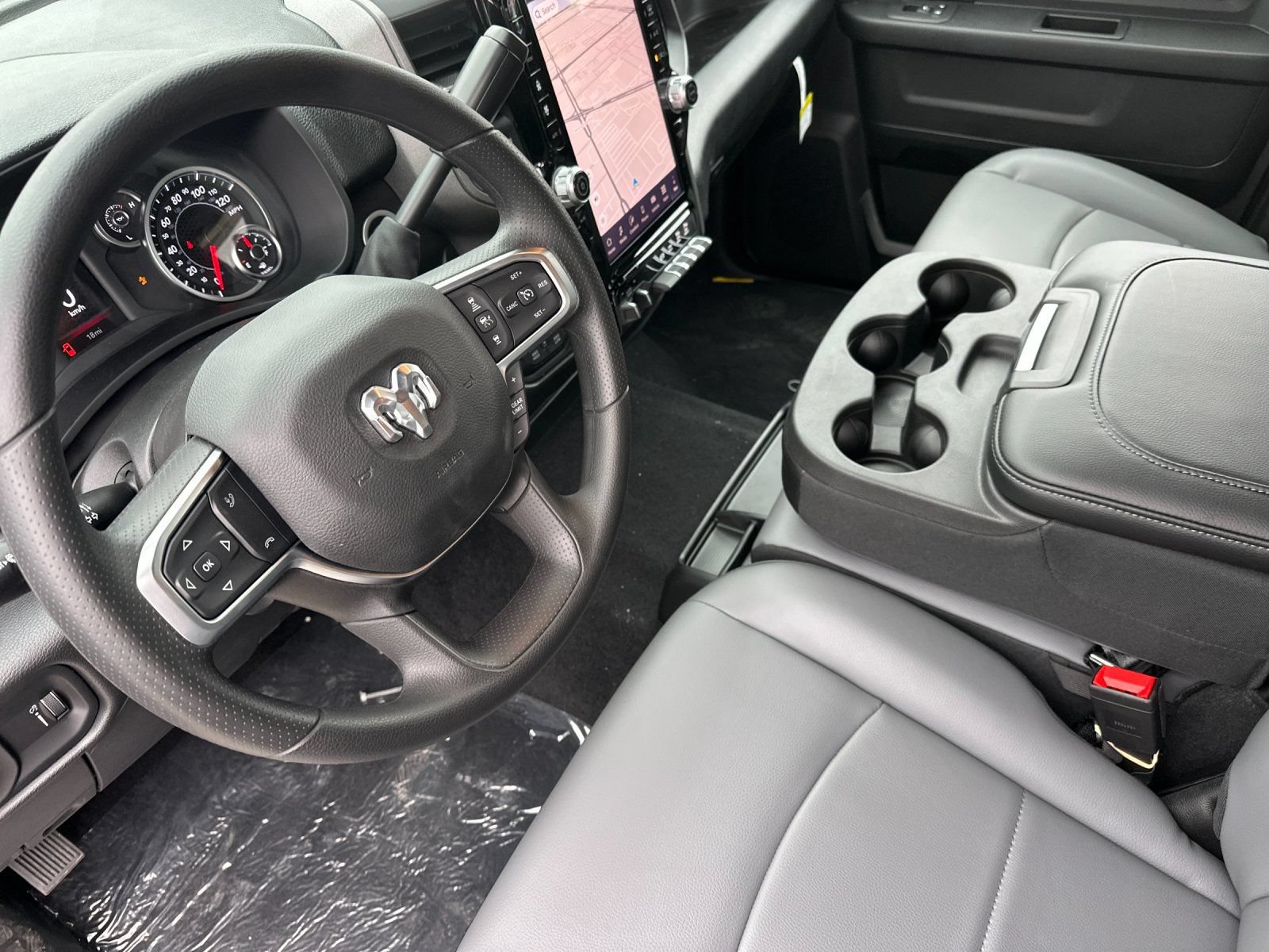New 2026 RAM 2500 Tradesman AWD/4WD image 10