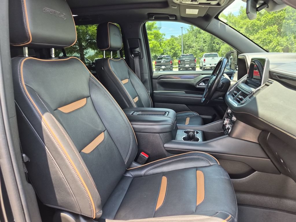 Used 2023 GMC Yukon XL AT4 w/ AT4 Premium Package AWD/4WD image 40