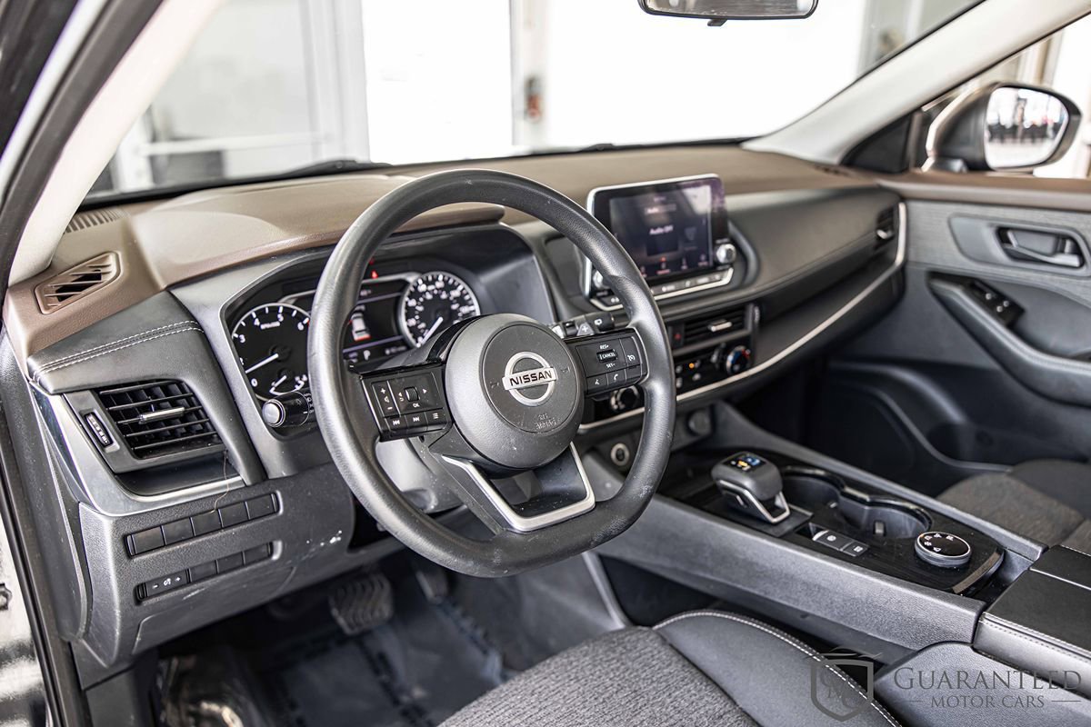 Used 2021 Nissan Rogue S AWD/4WD image 18