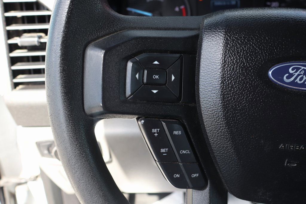 Used 2017 Ford F550 2WD Crew Cab Super Duty image 23