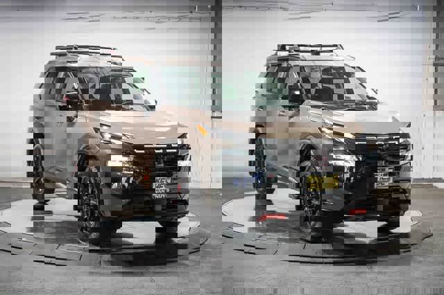 Used 2025 Nissan Rogue SV image 5