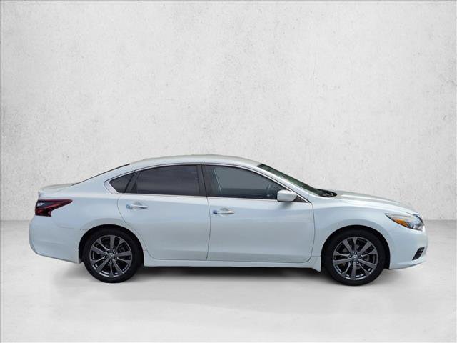 Used 2018 Nissan Altima 2.5 SR w/ SR Special Edition FWD image 5