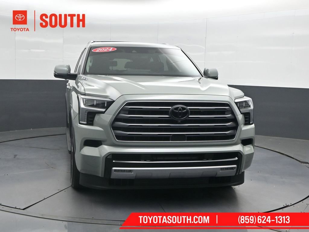 Used 2024 Toyota Sequoia Limited w/ Tow Technology Package AWD/4WD image 5