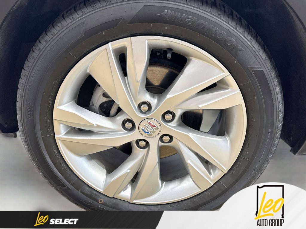 Used 2024 Buick Encore GX Preferred FWD image 31