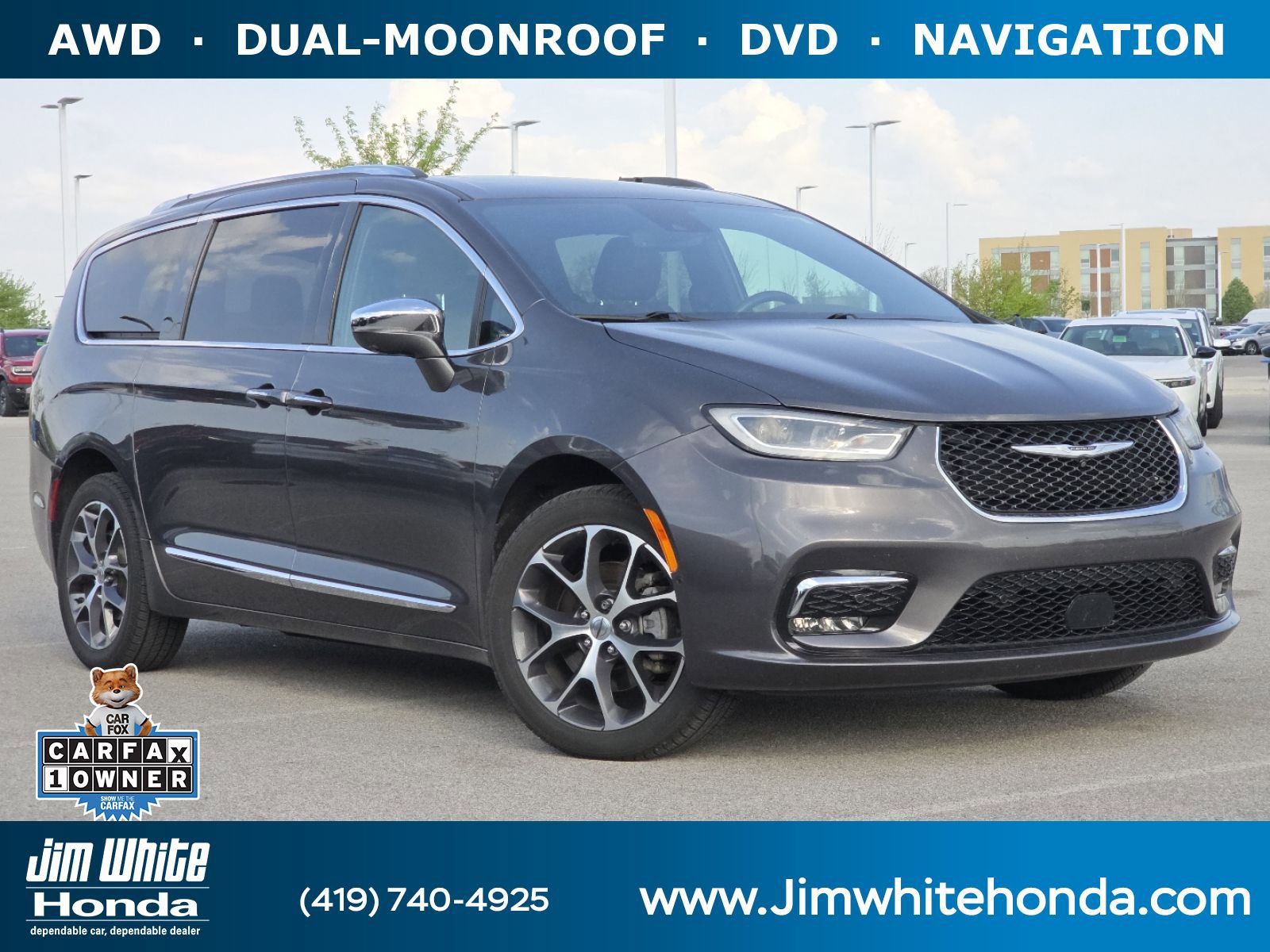 Used 2021 Chrysler Pacifica Limited w/ Uconnect Theater Family Group