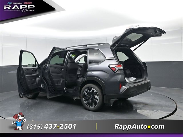 Used 2025 Subaru Forester Limited image 29