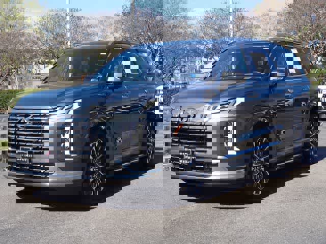 Used 2023 Hyundai Palisade Calligraphy image 1