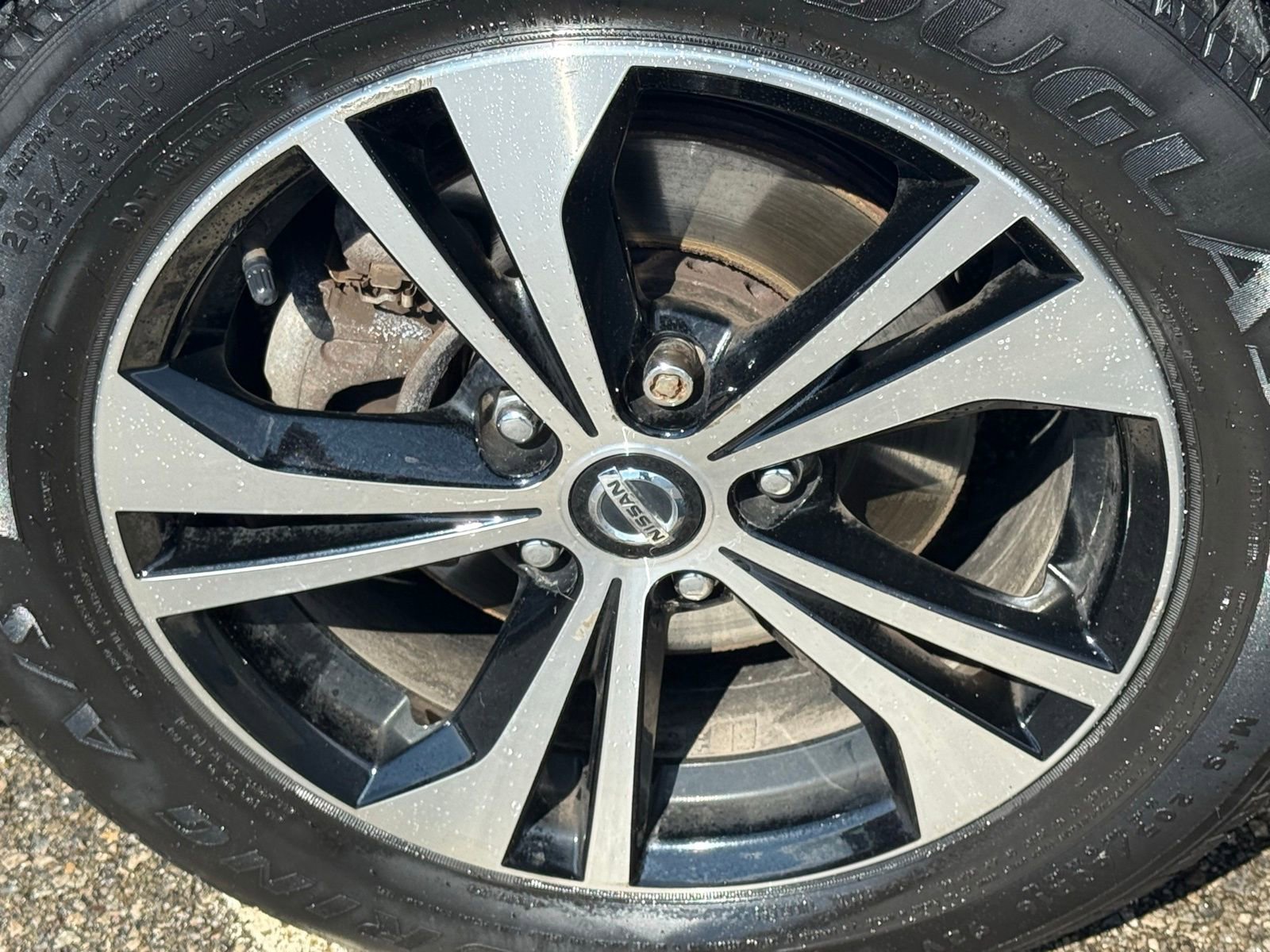 Used 2020 Nissan Sentra SV image 38